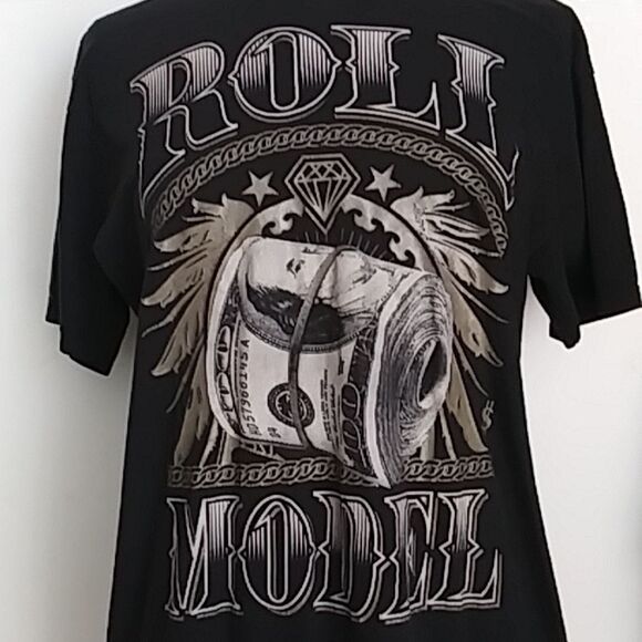 Roll Model T-Shirt Graphic of a Roll of $100s Surrounded by Bling - Picture 2 of 6
